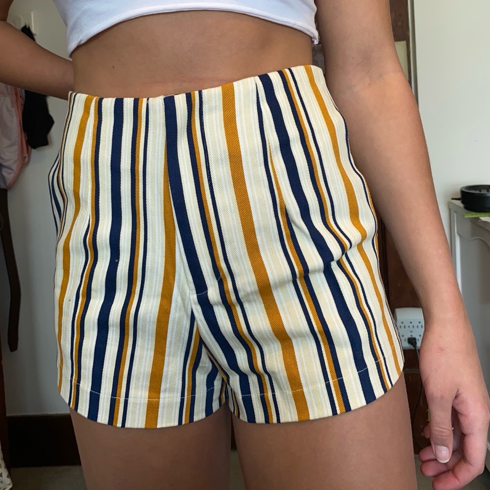 Striped Forever 21 high wasted shorts.